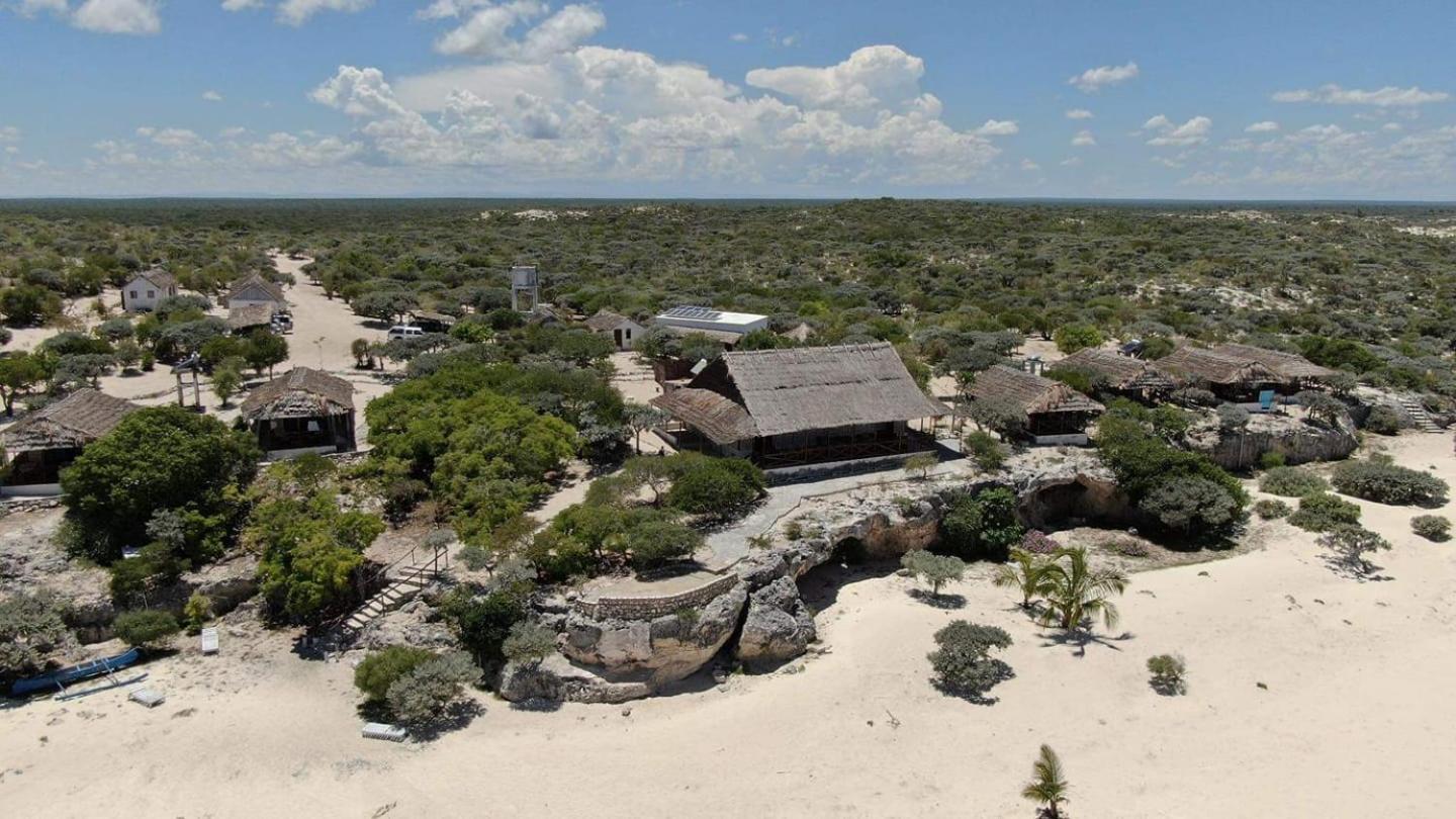 Shangri-La Lodge Ambatomilo Exterior foto